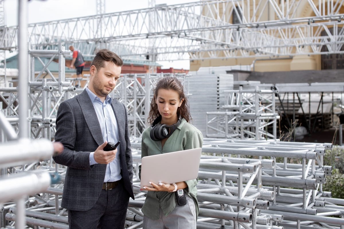 Tips para una correcta gestión de proveedores internacionales en eventos corporativos